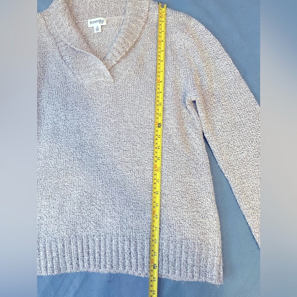 St. John’s Bay Sweater **Final Price Unless Bundled w/ 2+ Items** - Picture 6 of 7